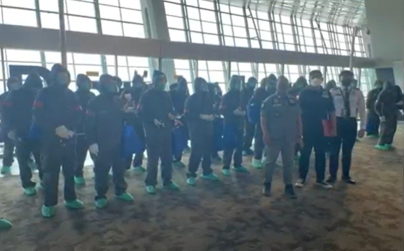 Viral Ratusan WNA China Pakai APD di Bandara Soekarno-Hatta, Begini Penjelasan Imigrasi