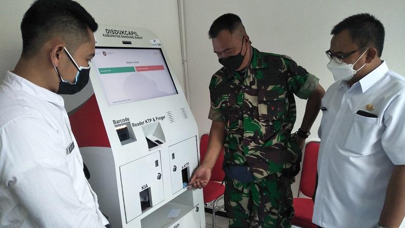 Warga Cililin KBB Kesulitan Cetak e-KTP akibat Tinta Datacard Mesin ADM Habis
