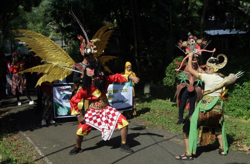 Potret Kemeriahan Kirab Merti Desa Sabrangan Makmur di Semarang - Bagian 5
