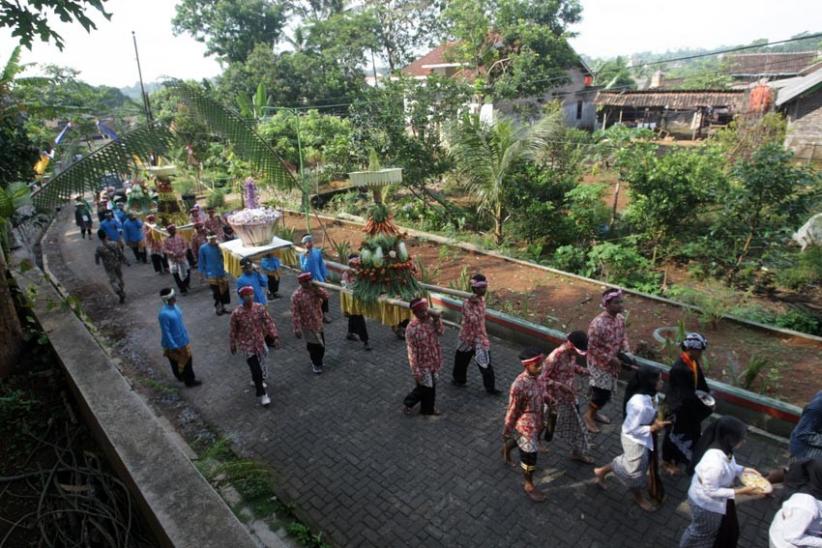 Potret Kemeriahan Kirab Merti Desa Sabrangan Makmur di Semarang - Bagian 4