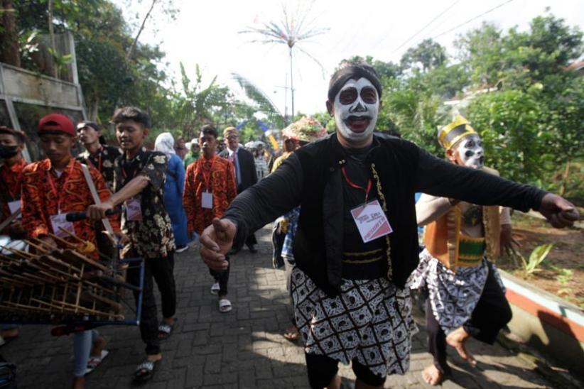 Potret Kemeriahan Kirab Merti Desa Sabrangan Makmur di Semarang - Bagian 3
