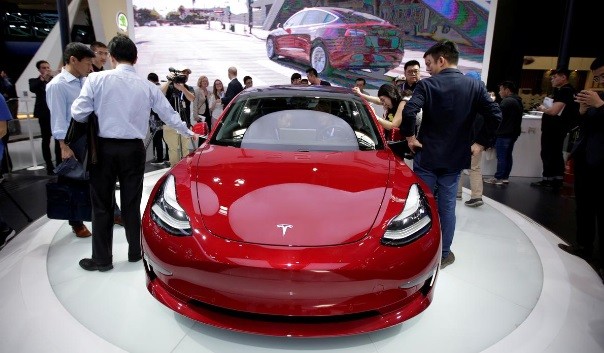 75 Persen Penduduk di Negara Ini Punya Mobil Tesla, Kok Bisa? 