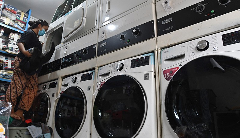 Tarif Listrik Golongan Industri dan Bisnis Tidak Ikut Naik - Bagian 1