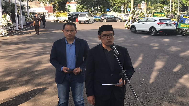 title Keluarga Ridwan Kamil Hentikan Informasi terkait Emmeril Kahn Mumtadz, Ini Alasannya Keluarga Ridwan Kamil Hentikan Informasi terkait Emmeril Kahn Mumtadz, Ini Alasannya