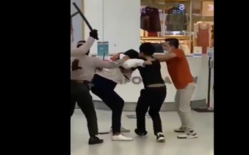 Viral 2 Pria Palembang Duel Berdarah Bikin Heboh Satu Mal, Pemicunya Rebutan Pacar