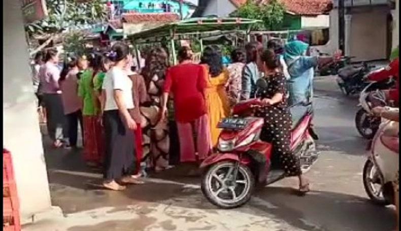 Heboh Wanita Muda di Indramayu Melahirkan di Tepi Jalan, Persalinan di Motor Roda 3