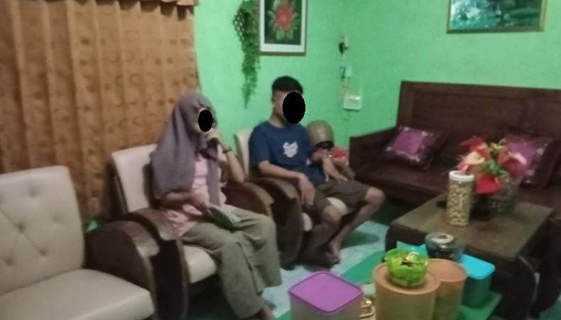 Pasangan Muda Mesum di Halaman Masjid, saat Ditangkap Mengaku Sudah Tiga Kali