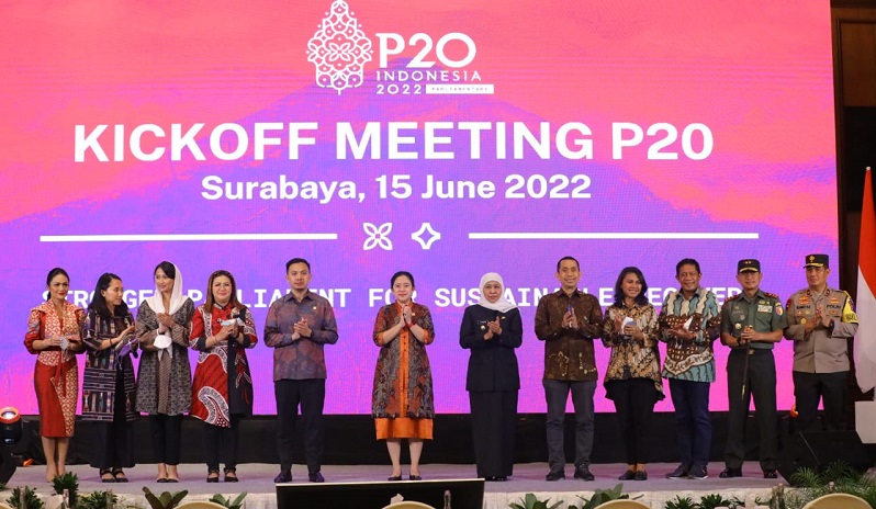 Puan Maharani Buka Kickoff Meeting P20 di Surabaya, Khofifah: Momentum Jatim Bangkit