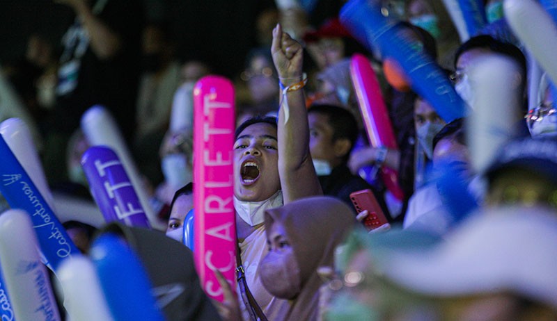 Antusiasme Penonton Indonesia Open 2022 Penuhi Tribun Istora Senayan - Bagian 2