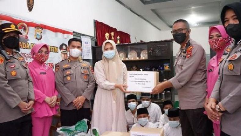 Sambut HUT Bhayangkara ke-76, Polrestabes Makassar Anjangsana ke Panti Asuhan