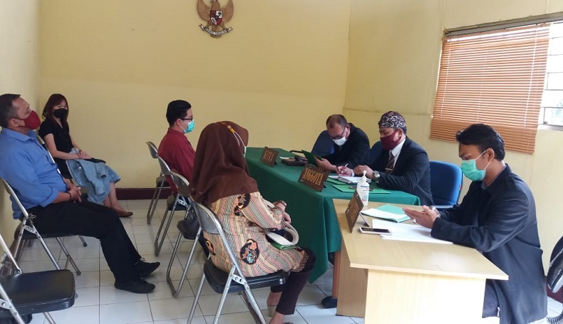 title Sengketa Pelaku Usaha, BPSK Selamatkan Uang Konsumen Rp838 Juta di Sukabumi  Sengketa Pelaku Usaha, BPSK Selamatkan Uang Konsumen Rp838 Juta di Sukabumi