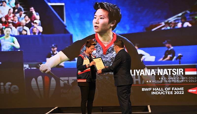 Juara Dunia 4 Kali, Pebulu Tangkis Liliyana Natsir Raih BWF Hall of Fame - Bagian 2