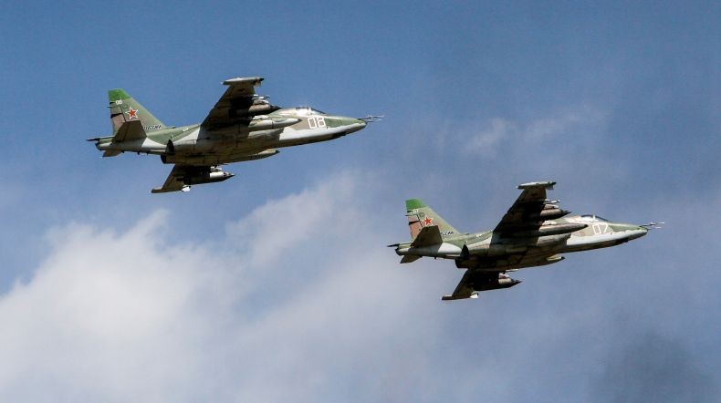 Jet Tempur Su-25 Rusia Jatuh di Perbatasan Ukraina, Kena Tembak?