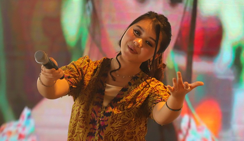 Zia Rilis Single Pertama Berjudul 'Mantan Temanku' - Bagian 1