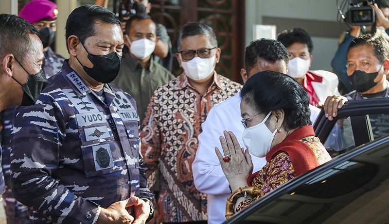 Megawati Resmikan Pelabelan Kapal Korvet TNI AL Bernama KRI Bung Karno-369 - Bagian 2