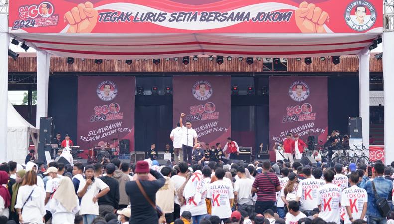  Ribuan Relawan Pelat K Rapatkan Barisan Ikrar Setia dan 2024 Nderek Jokowi