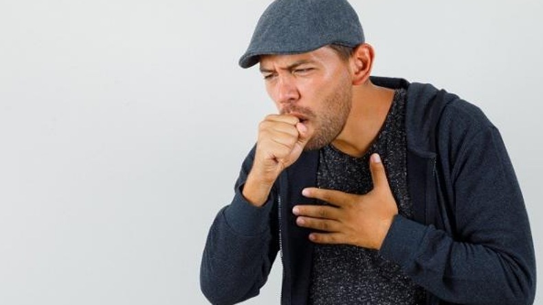 Segera Tes Covid-19 Jika Batuk, Waspada Varian BA.4 dan BA.5