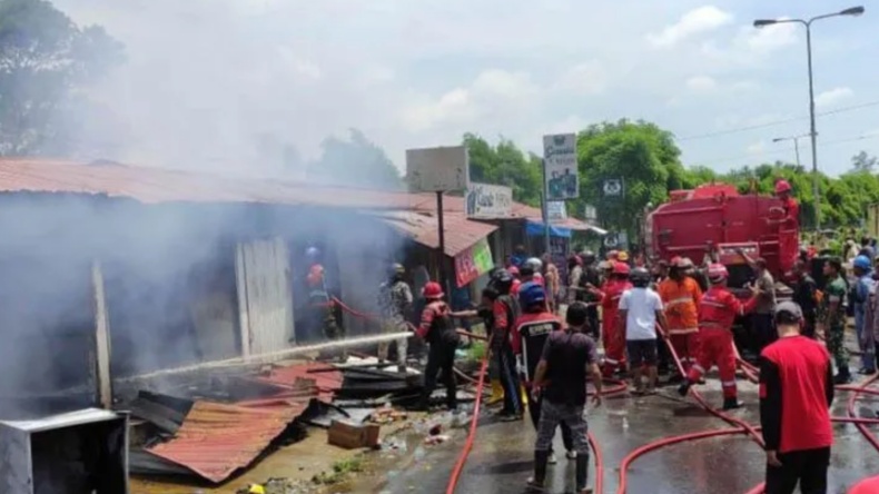 Kebakaran di Lhokseumawe, 7 Toko Ludes Dilalap Api