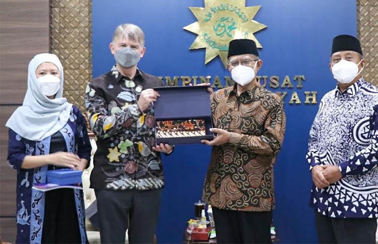 Dubes Inggris Kunjungi Ketum PP Muhammadiyah, Ini Yang Dibahas