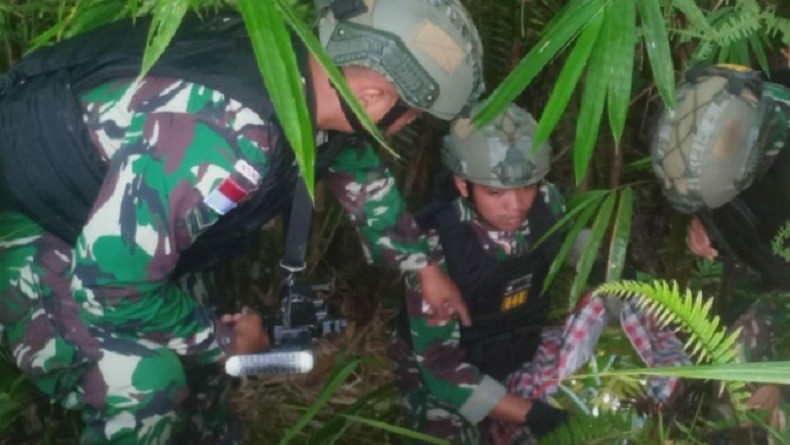 TNI Hentikan Seorang Mencurigakan di Perbatasan, Ternyata Bawa Sabu Dalam Teh Guanyinwang