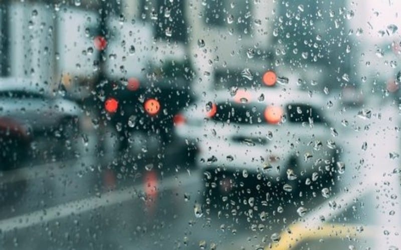 Waspada! Sebagian Jakarta Bakal Dilanda Hujan dan Angin Kencang Siang Hari
