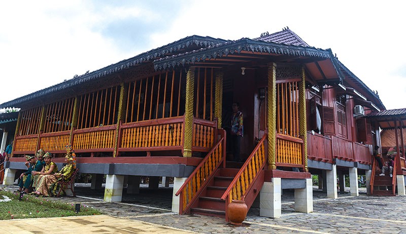 Wajah Rumah Adat Bumi Sriwijaya pada Festival Anjungan Sumatera Selatan - Bagian 2