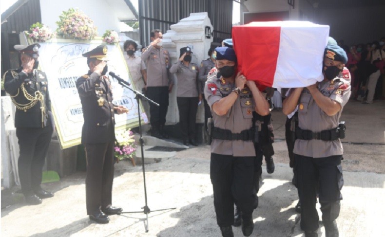 Jenazah Kombes Hendri Fiuser Dimakamkan di Bogor, Kapolda Bali: Salah Satu Putra Terbaik Polri