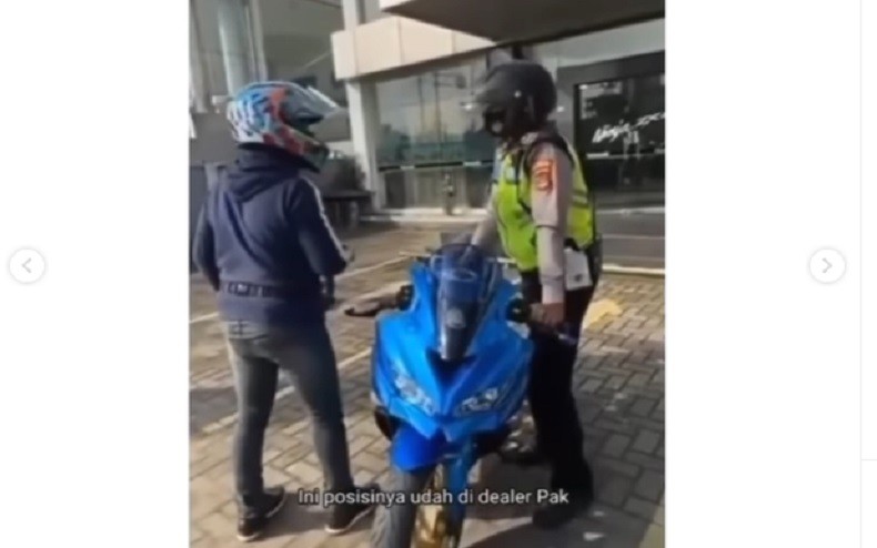 Viral Pengendara Motor Baru Keluar Dealer Ditilang, Ternyata Ini Kejadian Sebenarnya 