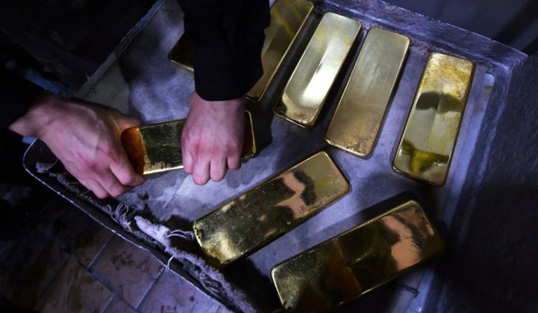  G7 Larang Impor Emas dari Rusia 