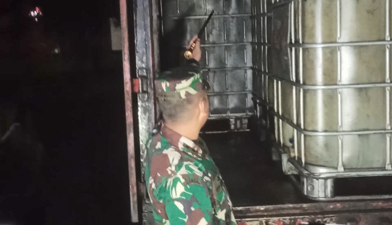 Prajurit TNI Amankan Solar Ilegal di Sukabumi, Petugas SPBU Diperiksa