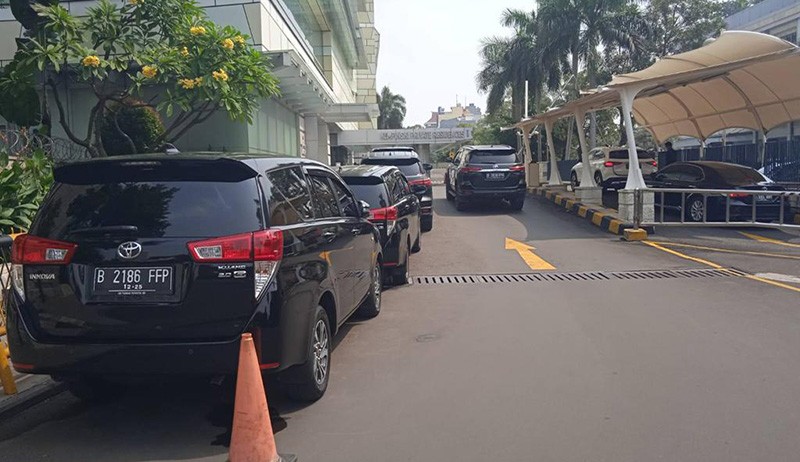 KPK Geledah Apartemen Mewah Milik Mardani Maming di Penthouse Kempinski - Bagian 3