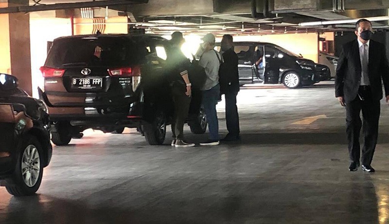 KPK Geledah Apartemen Mewah Milik Mardani Maming di Penthouse Kempinski - Bagian 1