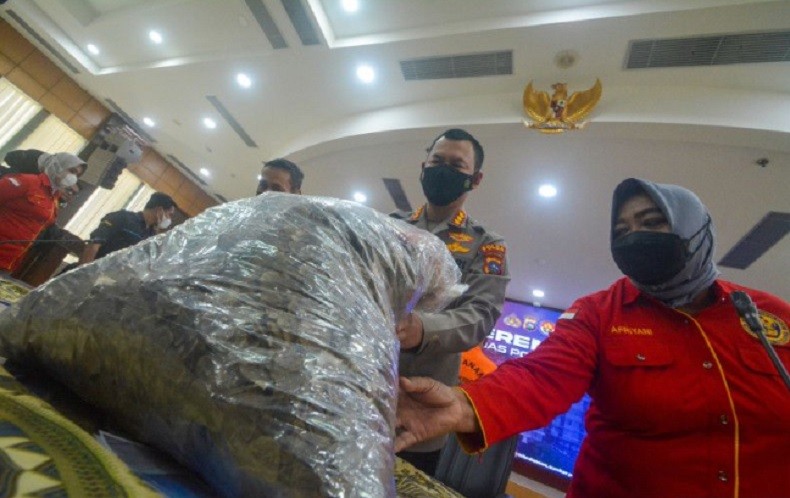 Penjual Sisik Trenggiling di Sintang Divonis 9 Bulan Penjara Denda Rp5 Juta