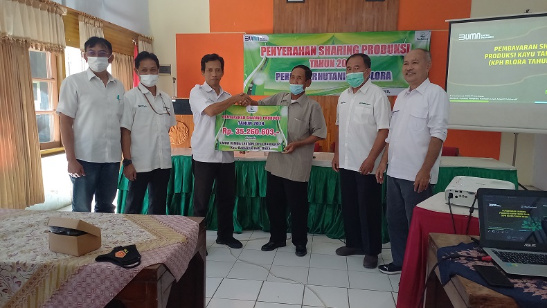 11 LMDH di Blora Terima Dana Sharing Produksi 2018 dari Perhutani