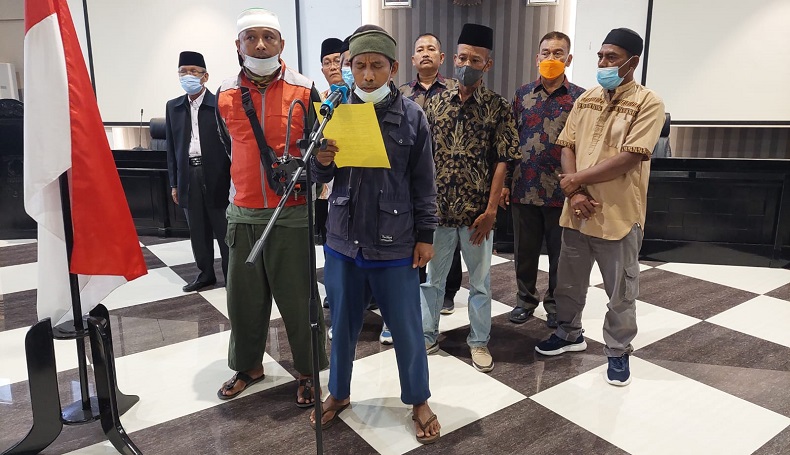 Pengikut Khilafatul Muslimin Purwakarta Subang Karawang Deklarasi Setia NKRI dan Pancasila