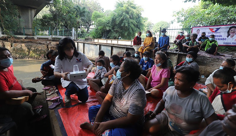 Gerkindo Bagikan Sembako dan Nasi Kotak untuk PMKS di Kawasan Gambir - Bagian 2