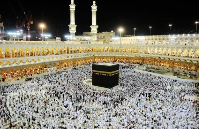 7 Amalan Bulan Dzulhijjah yang Berlimpah Pahala, Nomor 2 Penebus Dosa Setahun