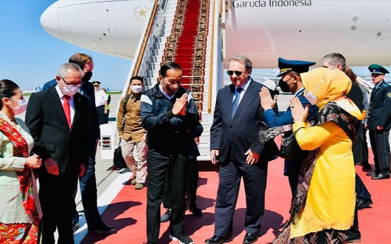 title Presiden Jokowi di Tiba Moskow, Segera Bertemu Vladimir Putin Presiden Jokowi di Tiba Moskow, Segera Bertemu Vladimir Putin