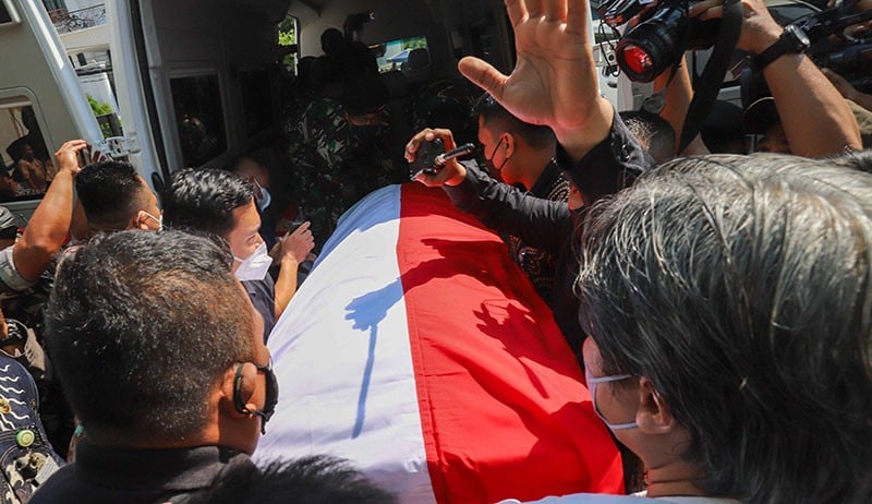 Tjahjo Kumolo Wafat, Mahfud MD dan Pratikno Akan Jadi Inspektur Upacara Pemakaman