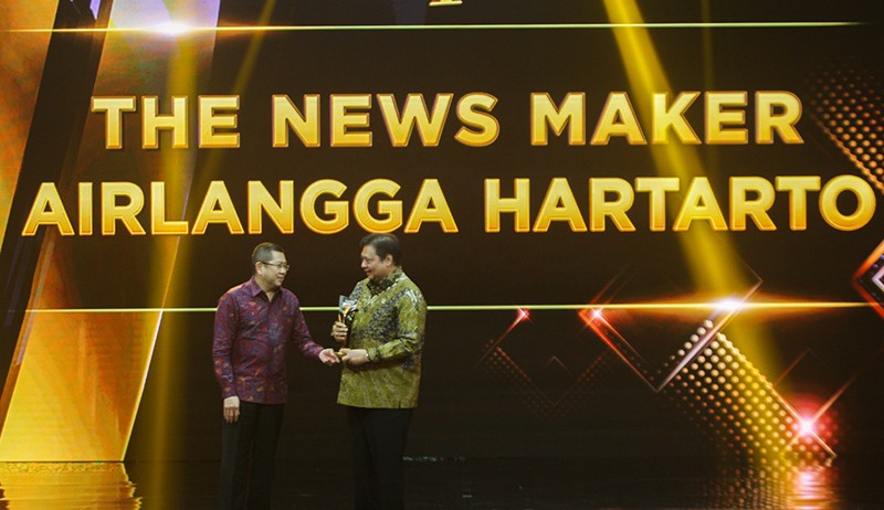 Menko Airlangga Hartarto Raih Penghargaan iNews Maker Awards 2022 - Bagian 1