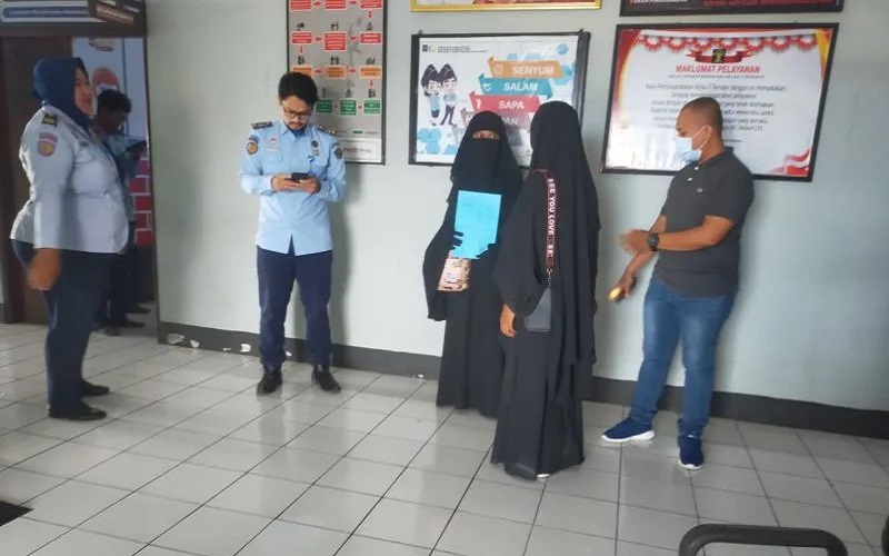 Mantan Polwan Polda Malut Terlibat Terorisme Dipulangkan ke Ternate
