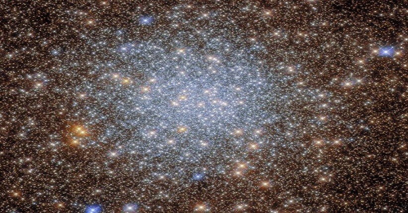 Hubble Tangkap Gugusan Ribuan Bintang Berkilau, Begini Penampakannya