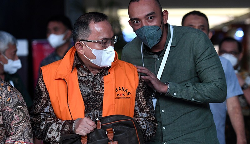 Mantan Bupati Musi Banyuasin Dodi Reza Alex Noerdin Divonis 6 Tahun Penjara - Bagian 2