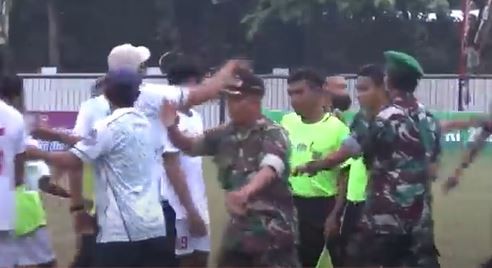 Liga Santri di Jombang Kembali Ricuh, Pemain 2 Kesebelasan Nyaris Baku Pukul