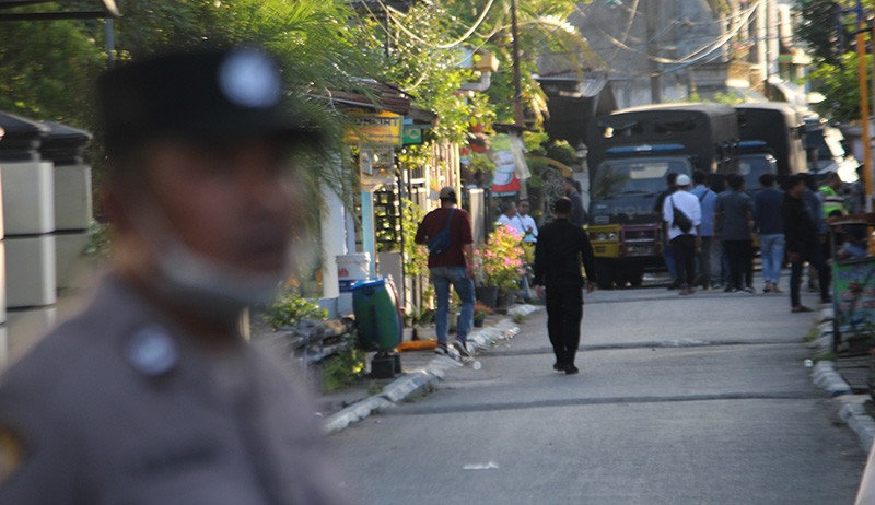Ratusan Simpatisan Halangi Penangkapan Anak Kiai Tersangka Kasus Dugaan Pencabulan - Bagian 2