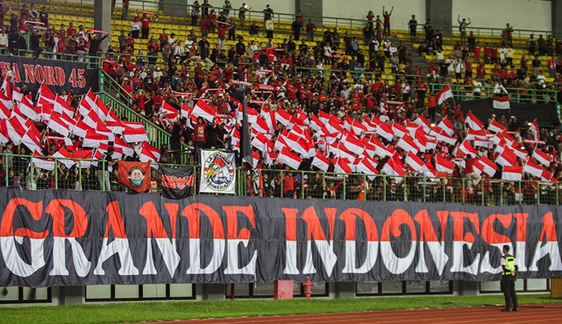 Dukungan Suporter Timnas Indonesia Bergemuruh di Stadion Patriot Candrabhaga - Bagian 3