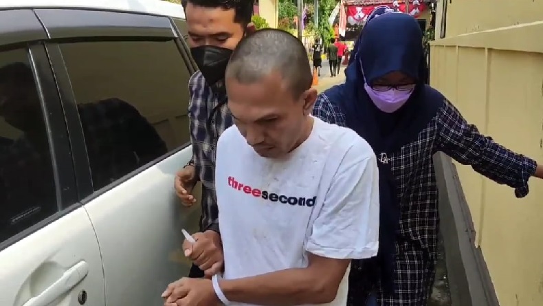 Anak Durhaka di Cirebon Lindas Kaki dan Pukul Wajah Ibunya gegara Uang untuk Mabuk Kurang