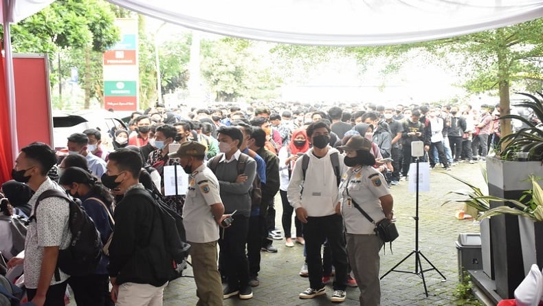 Ribuan Pencari Kerja Serbu Job Fair yang Digelar di Salatiga