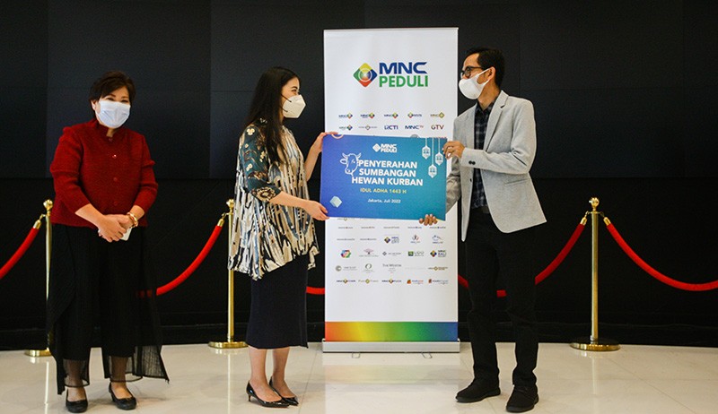 MNC Peduli Salurkan Donasi Hewan Kurban untuk Masjid Bimantara dan Raudhatul Jannah - Bagian 1