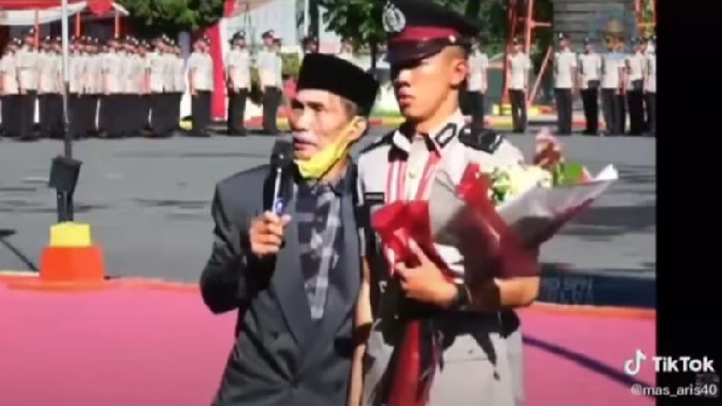 Viral, Anak Sopir Angkot Elang-Cicadas Bandung Jadi Polisi, Ayah: Saya Gak Nyangka